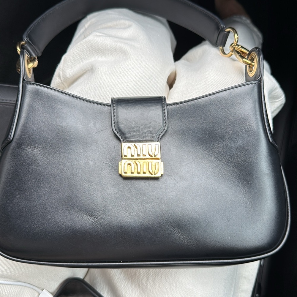Miu Miu — Black Shoulder Bag - Picture 5 of 8